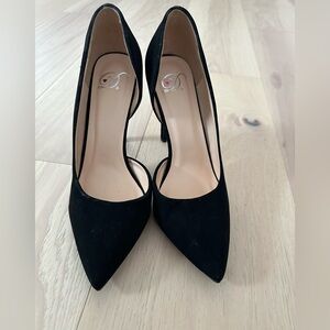 Classic Black Pointed Heels